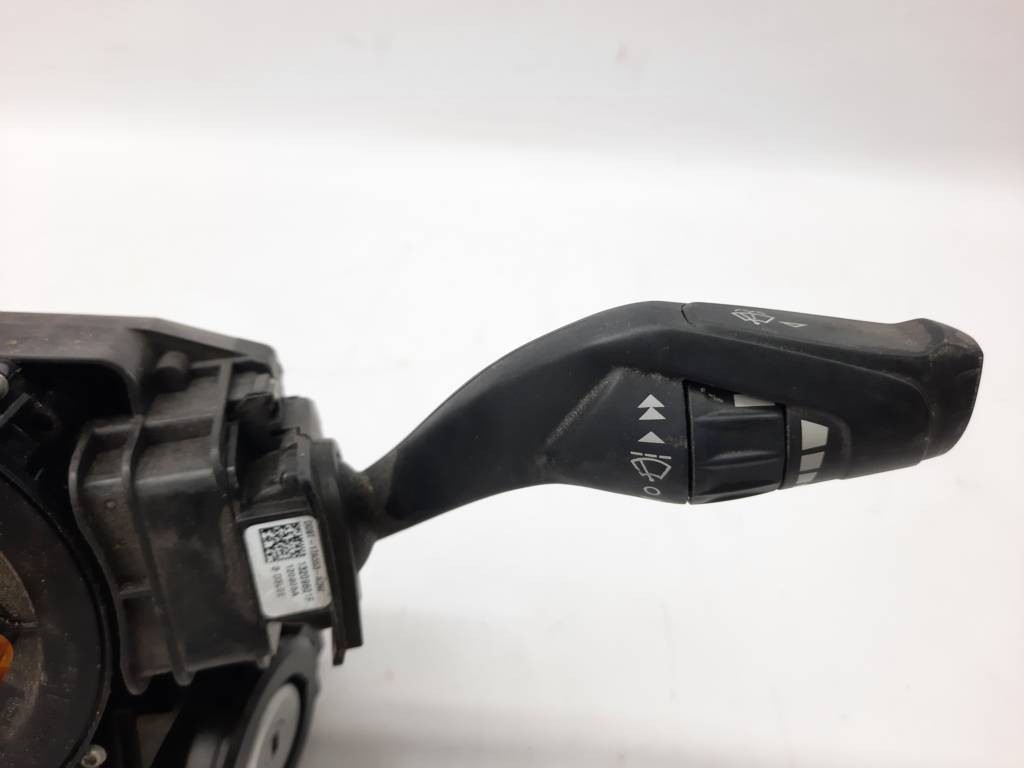 Focus Підручні перемикачі (гітара) Ford Focus 2013 DG9Z3F791DA Ford Focus 6 Focus Підручні перемикачі (гітара) Ford Focus 2013 DG9Z3F791DA Ford Focus 6