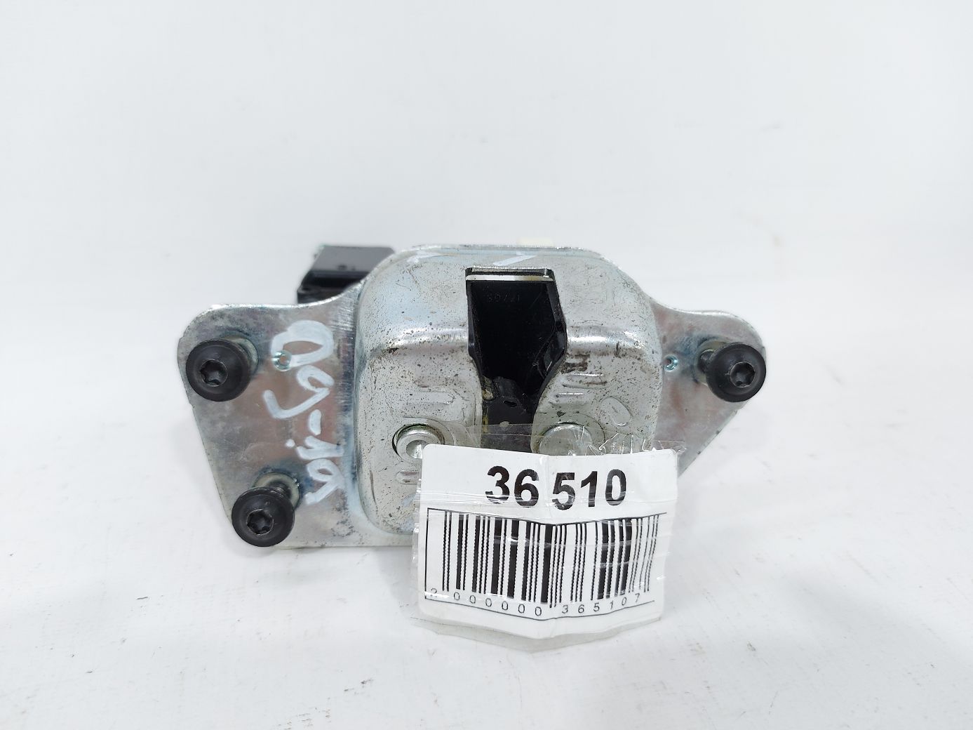 Journey. Замок крышки багажника Dodge Journey 2011-2020 4589243AH Dodge Journey