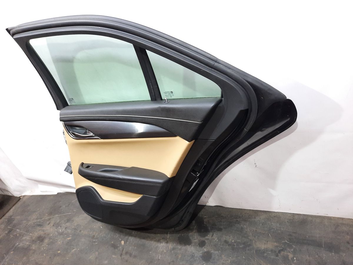 Ats Двері задні права в зборі Cadillac ATS 2013-2018 84007418 Cadillac ATS 9