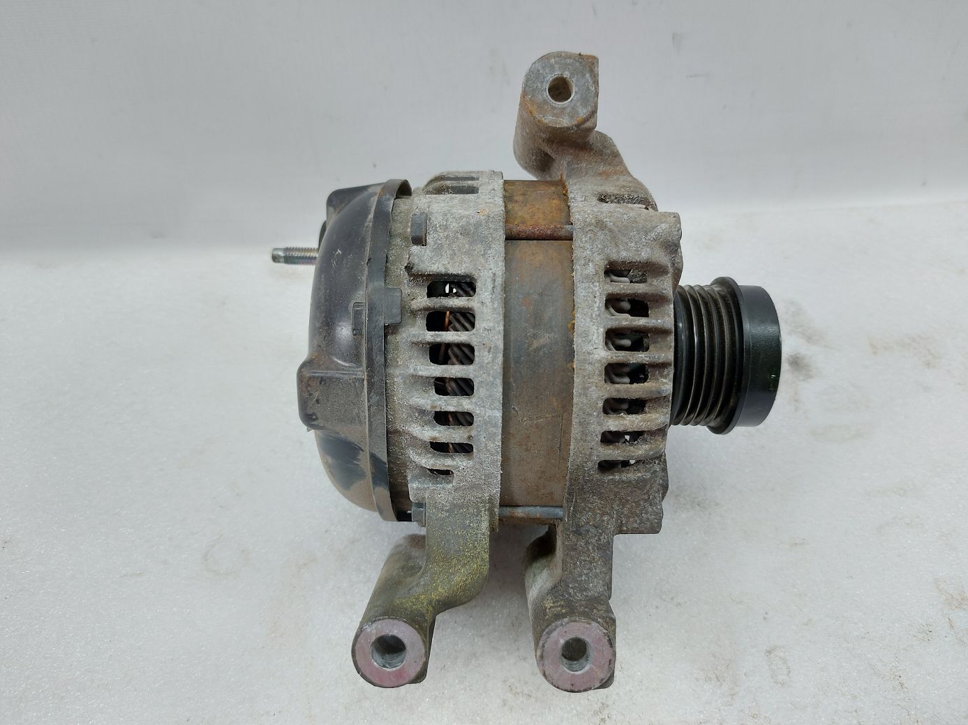 Malibu. Генератор Chevrolet Malibu 2013-2015 13592811 Chevrolet Malibu Malibu. Генератор Chevrolet Malibu 2013-2015 13592811 Chevrolet Malibu