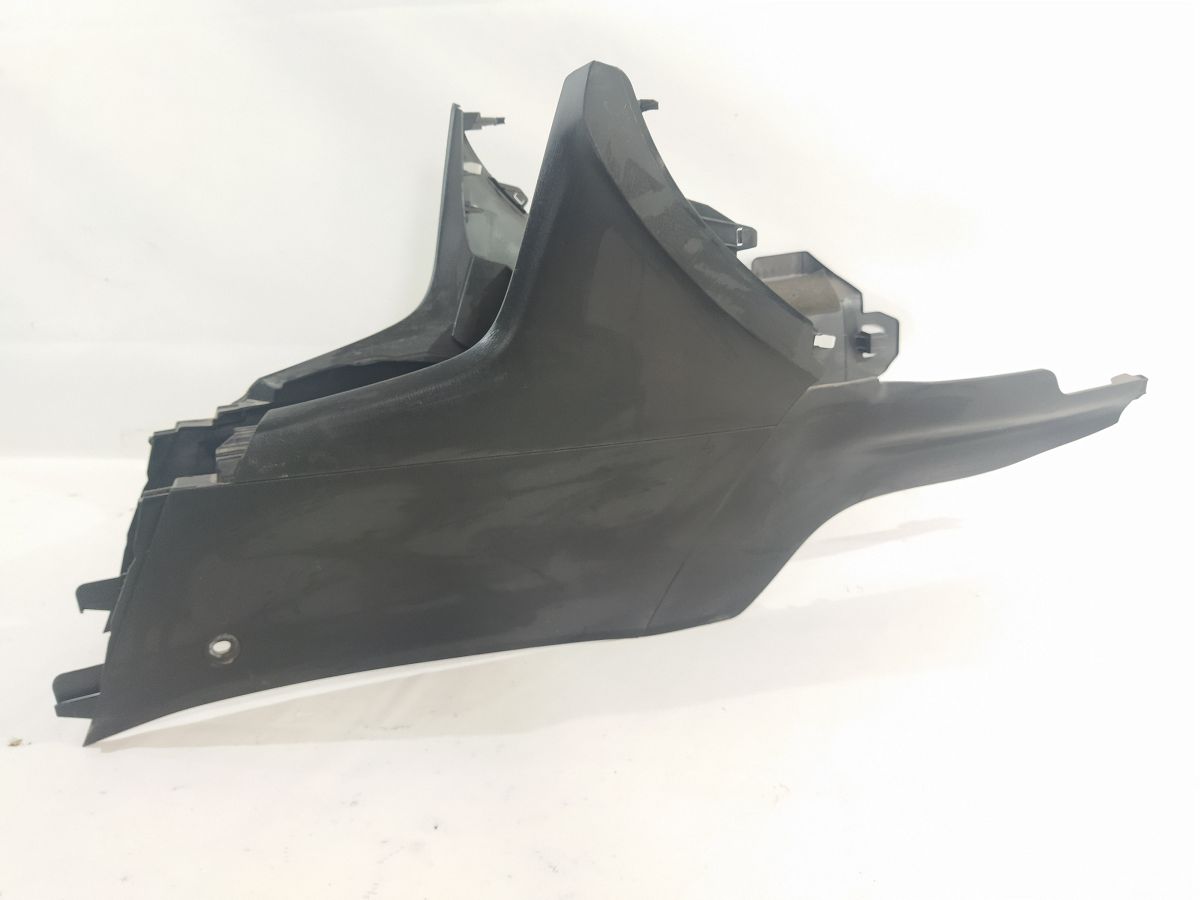 6 Консоль центральна Mazda 6 2013-2017 GHP964420D02 Mazda 6 2