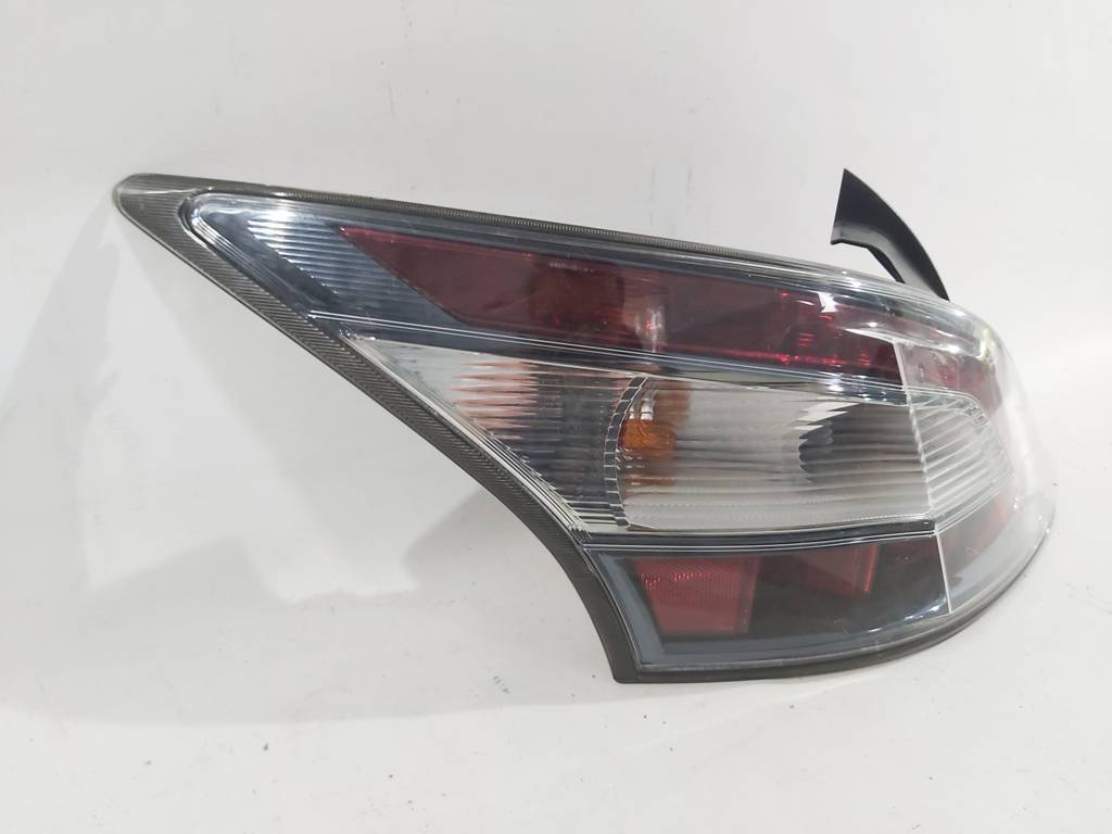 Maxima Ліхтар задній лівий Nissan Maxima 2011-2014 265559DA0B Nissan Maxima 2