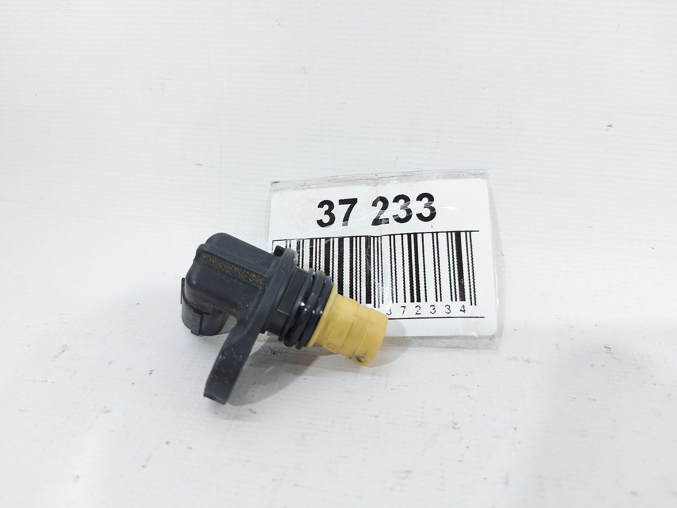 6 Датчик положення колінвалу Mazda 6 2014-2020 PE0118221 Mazda 6 4