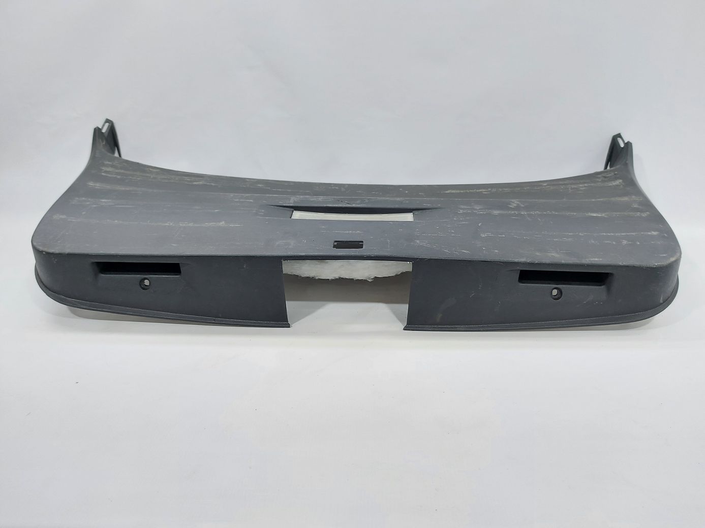 Journey Обшивка крышки багажника нижняя Dodge Journey 2011-2020 1BE54DX9AE Dodge Journey 10