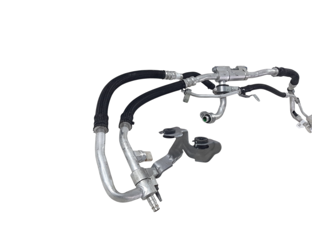 Equinox Трубка кондиціонера (опалювач-конденсатор) Chevrolet Equinox EV 2024-2025 85059247 Chevrolet Equinox EV 2