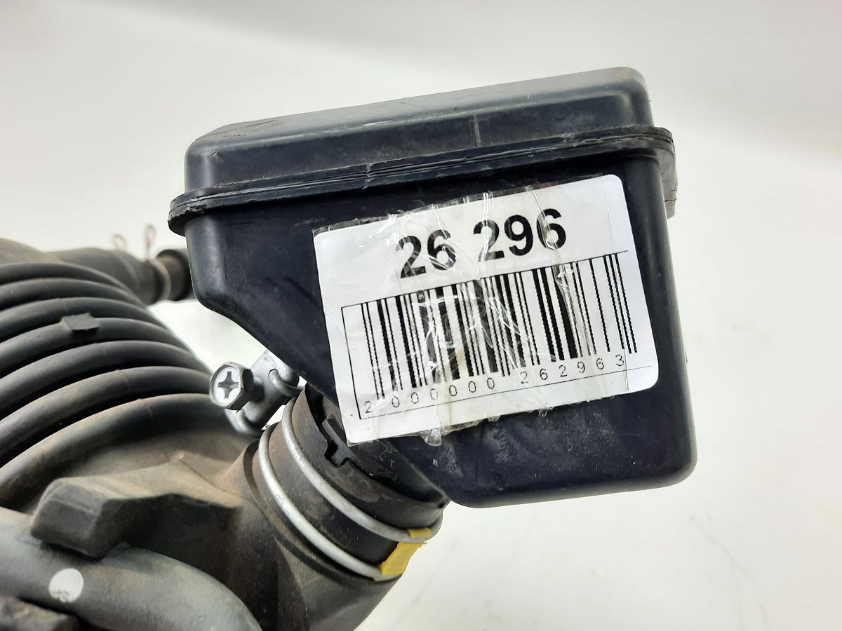 Camry Патрубок повітряного фільтра Toyota Camry 2012-2017 178810V070 Toyota Camry 5