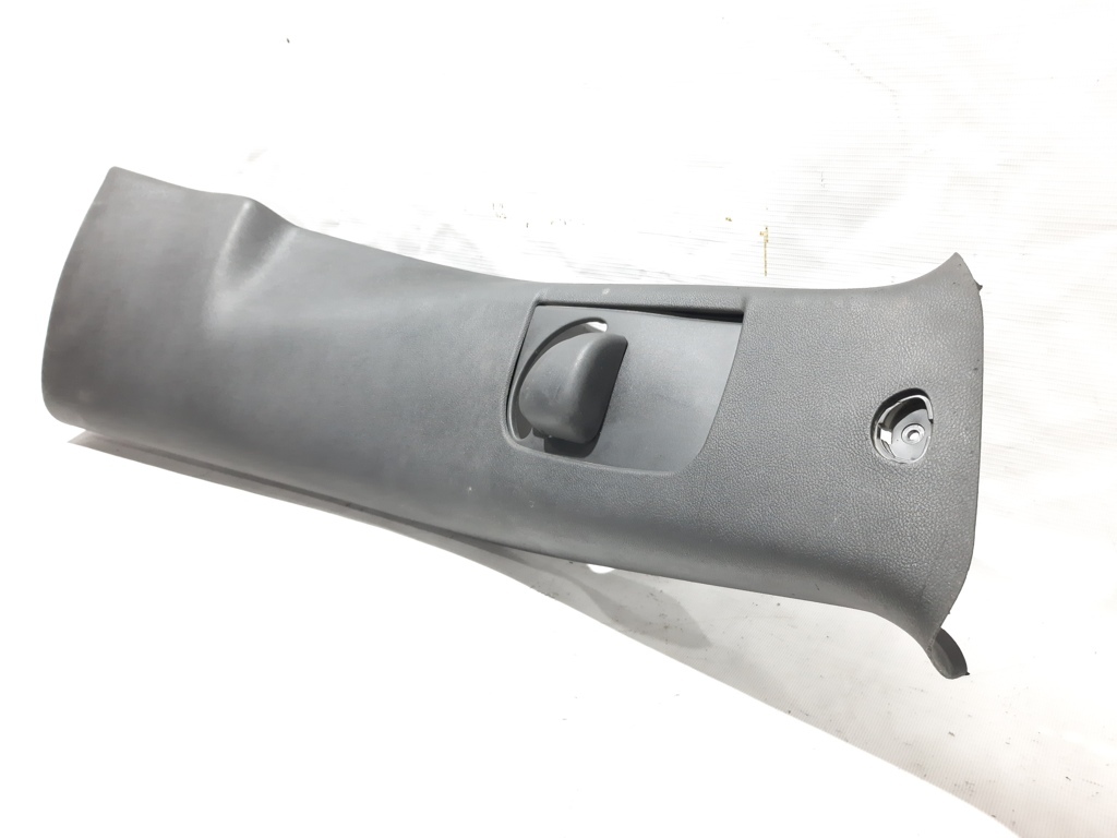 Dart Накладка стойки центральной правой верхняя Dodge Dart 2013 1SW44DX9AE Dodge Dart 3