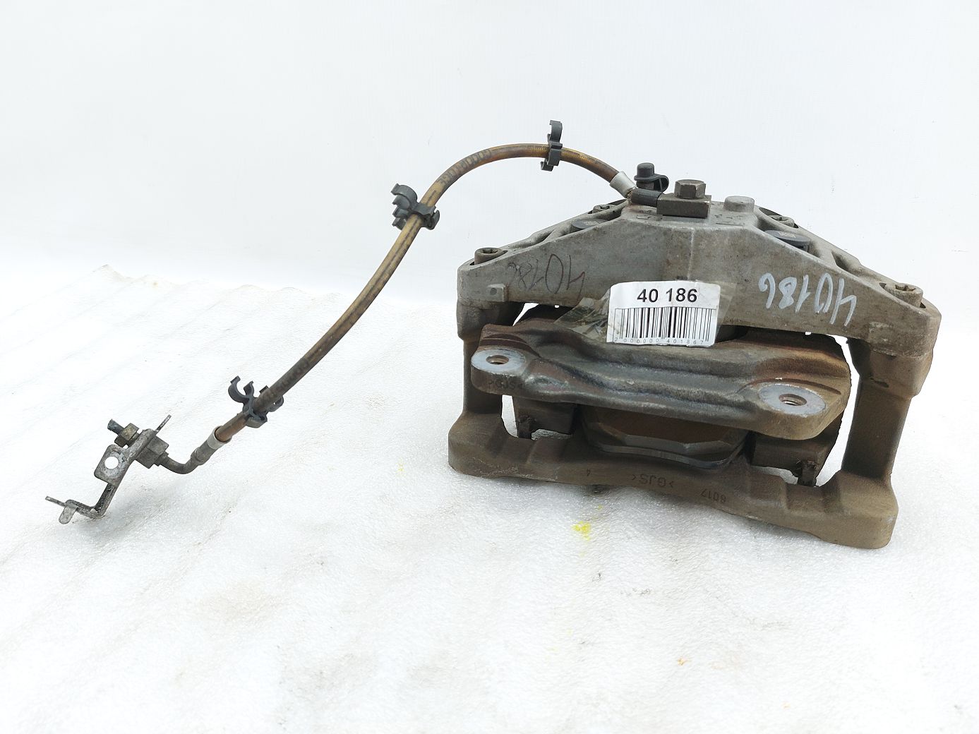 Xf. Супорт гальмівний передній правий Jaguar XF 2010-2012 C2D23146 Jaguar XF