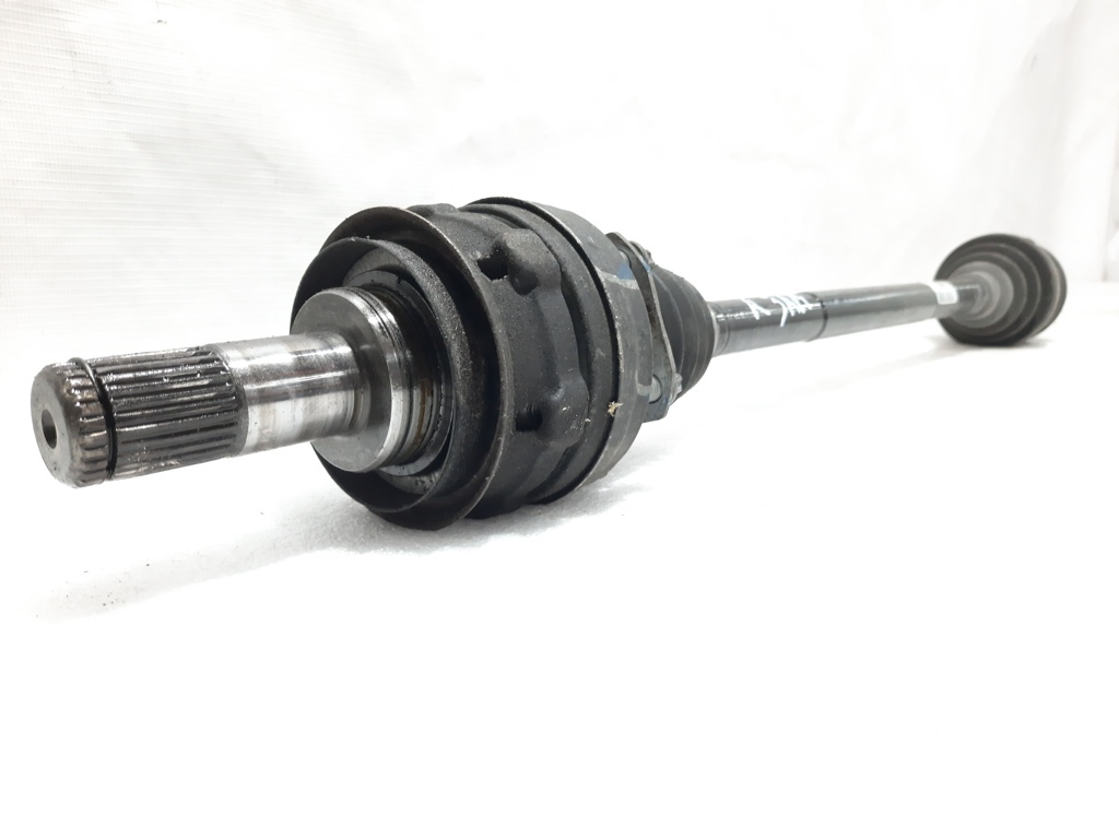 Ats Напіввісь задня права Cadillac ATS 2013-2019 84309444 Cadillac ATS 9