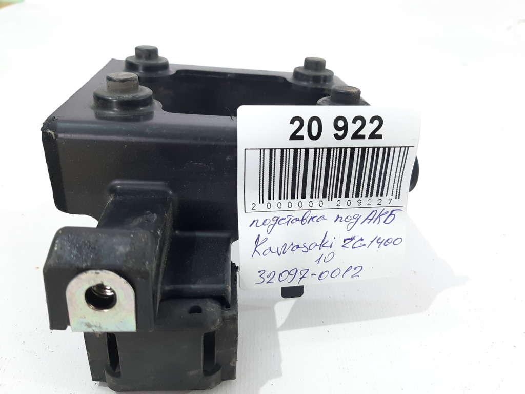 Gtr-1400 Подставка под АКБ Kawasaki GTR-1400 2010-2015 320970012 Kawasaki GTR-1400 4