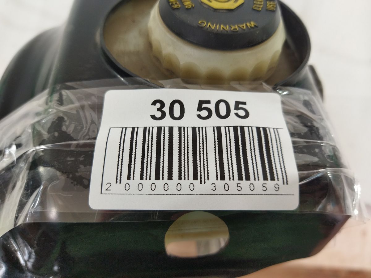 A4 Главный тормозной цилиндр Audi A4 2013-2016 4G2611021C Audi A4 7 A4 Главный тормозной цилиндр Audi A4 2013-2016 4G2611021C Audi A4 7