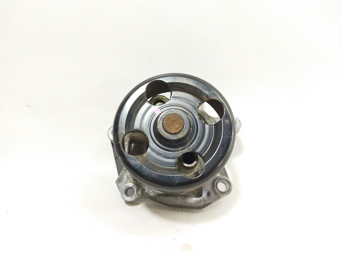 Sentra. Помпа охолодження Nissan Sentra 2013-2019 210103RC2A Nissan Sentra