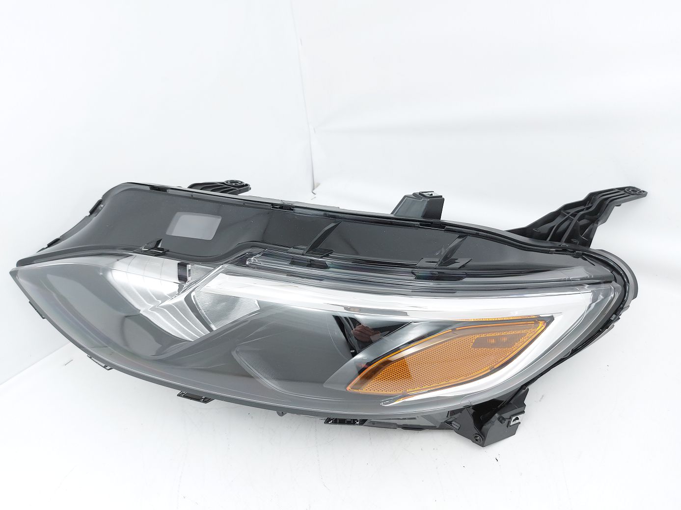 Фари головного світла. Ліва передня фара Chevrolet Malibu 2019-2021 84680167 Chevrolet Malibu Фари головного світла. Ліва передня фара Chevrolet Malibu 2019-2021 84680167 Chevrolet Malibu