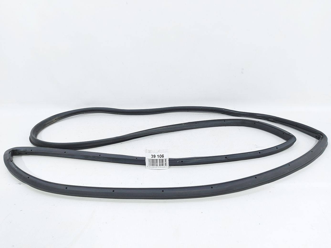 Forte. Уплотнительная резинка двери передней правой Kia Forte 2014-2016 82140A7000 Kia Forte