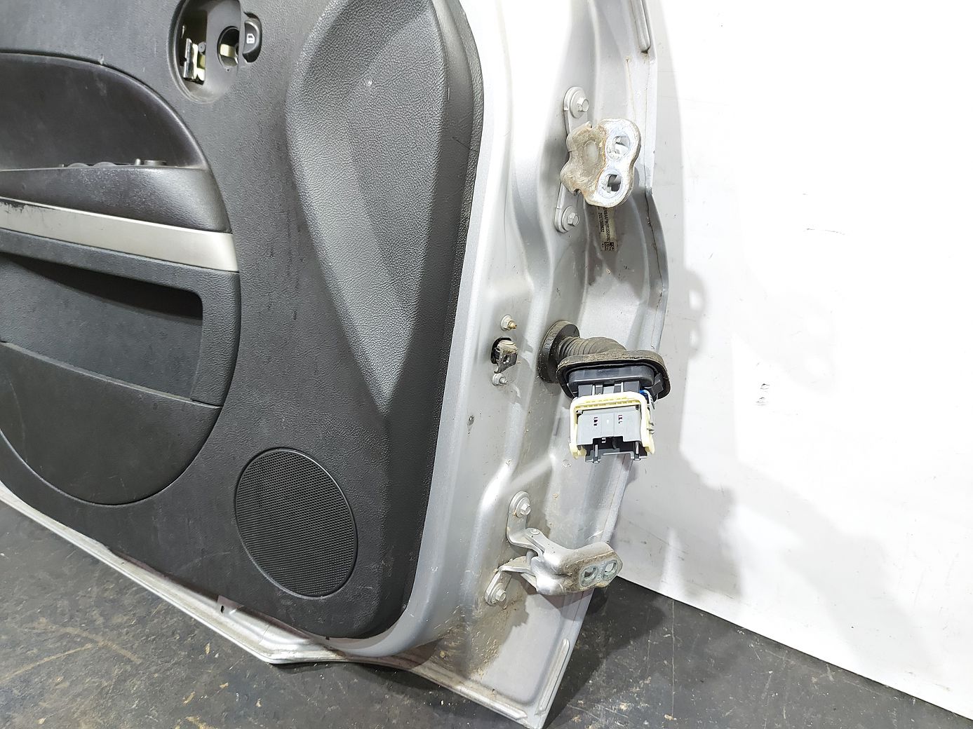 Hhr Дверь передняя левая Chevrolet HHR 2006-2011 20915589 Chevrolet HHR 8