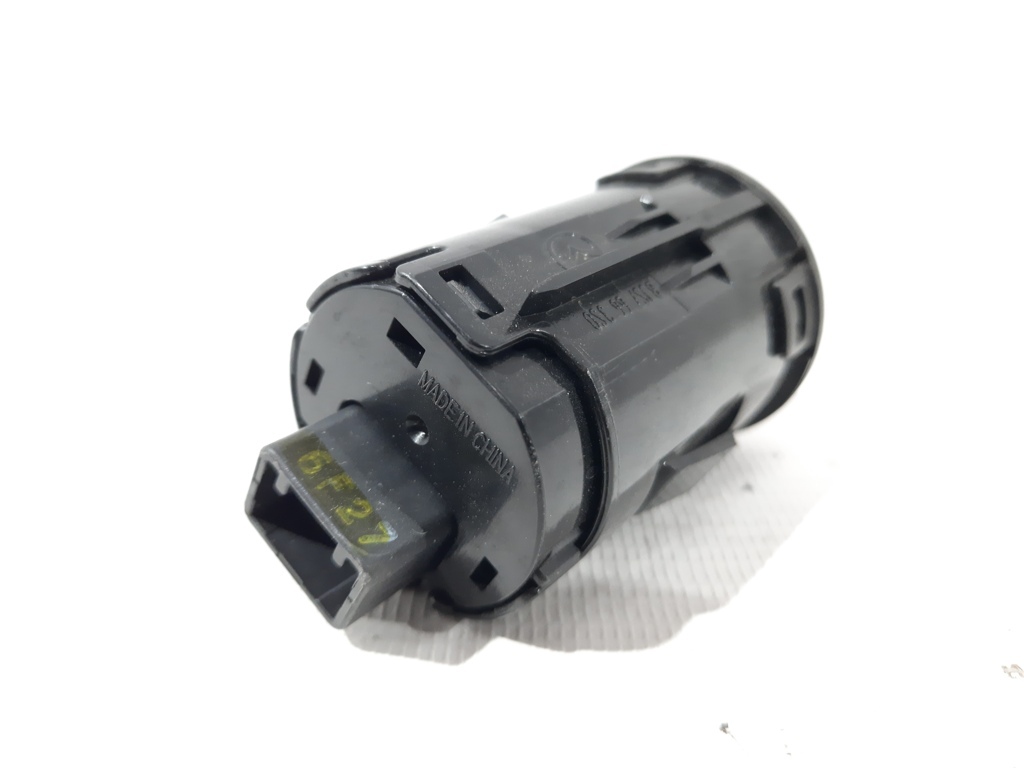 3 Кнопка старт-стоп Mazda 3 2014-2019 BJS7663S0 Mazda 3 4