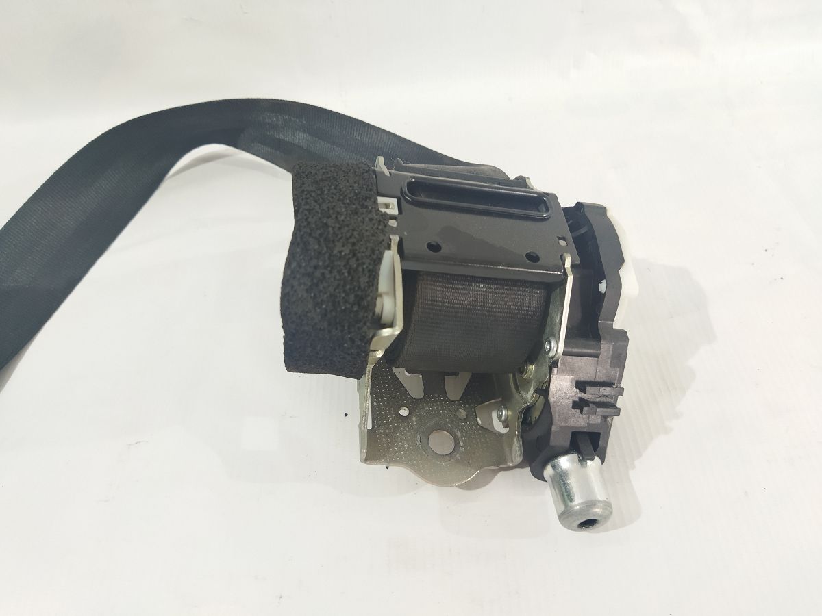 S60 Ремінь безпеки задній центральний Volvo S60 2012-2018 39822961 Volvo S60 5