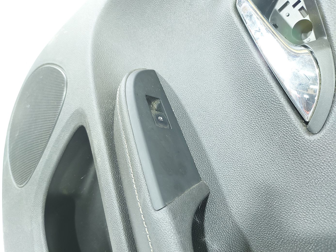 Volt Карта дверей задньої правої Chevrolet Volt 2011-2015 22911568 Chevrolet Volt 3