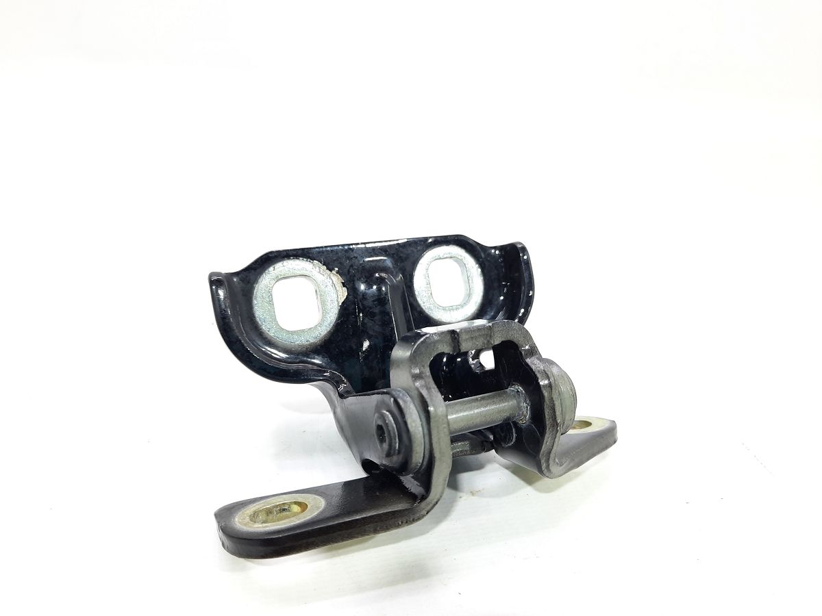 Ats. Петля дверей задньої лівої верхня Cadillac ATS 2013-2018 13501713 Cadillac ATS