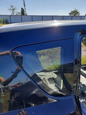 Compass. Форточка задняя правая Jeep Compass 2007-2017 5191234AD Jeep Compass