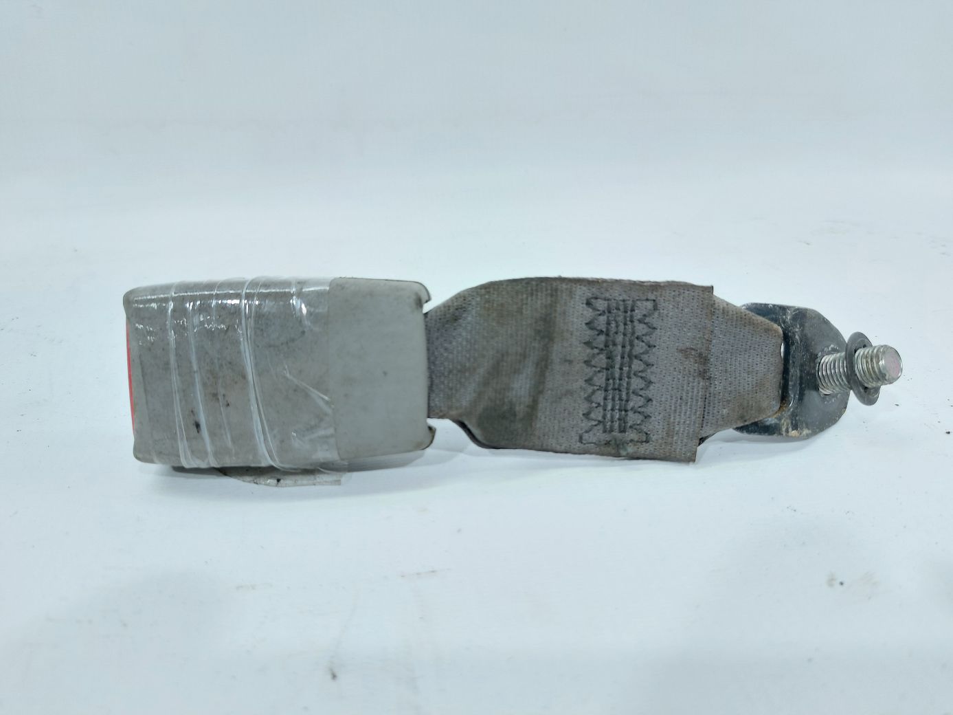 Insight Замок ременя безпеки заднього ряду сидінь лев/прав Honda Insight 2010-2014 04823TM8A00ZB Honda Insight 23