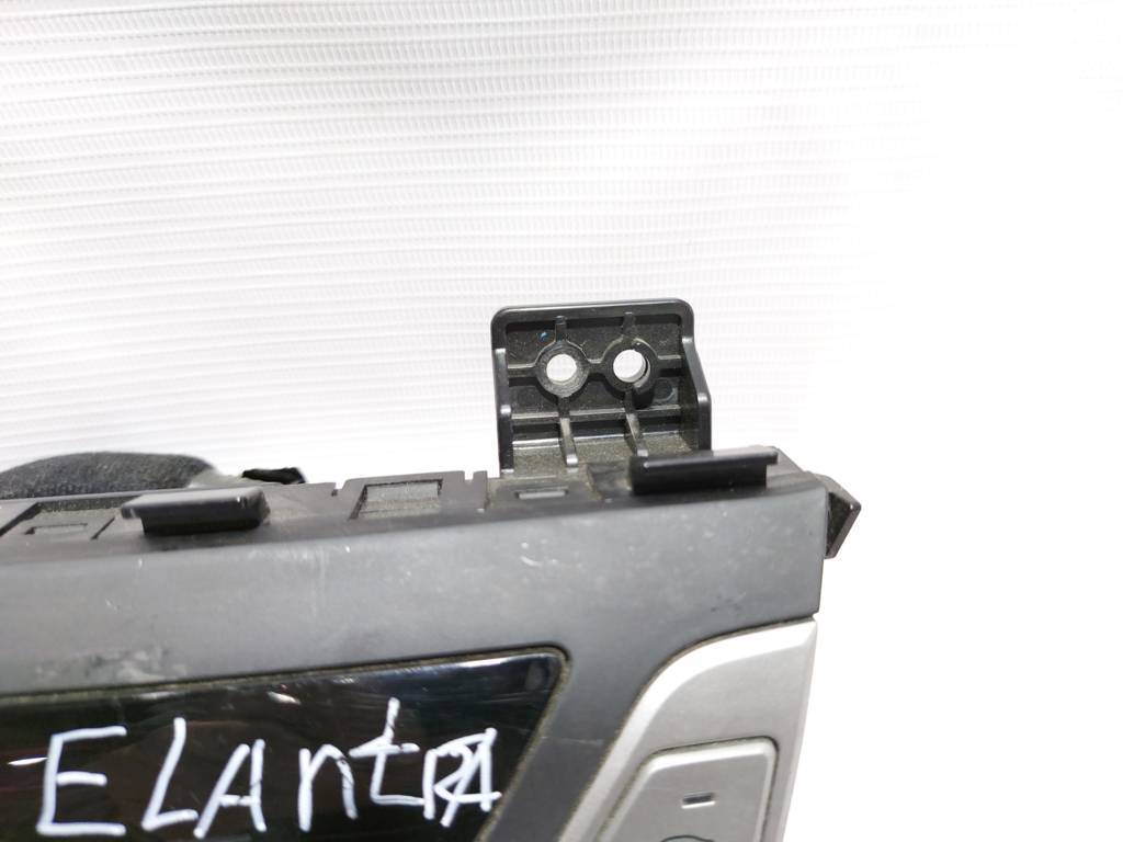 Elantra Блок управління клімат контролем Hyundai Elantra 2017-2019 97250F20614X Hyundai Elantra 5 Elantra Блок управління клімат контролем Hyundai Elantra 2017-2019 97250F20614X Hyundai Elantra 5