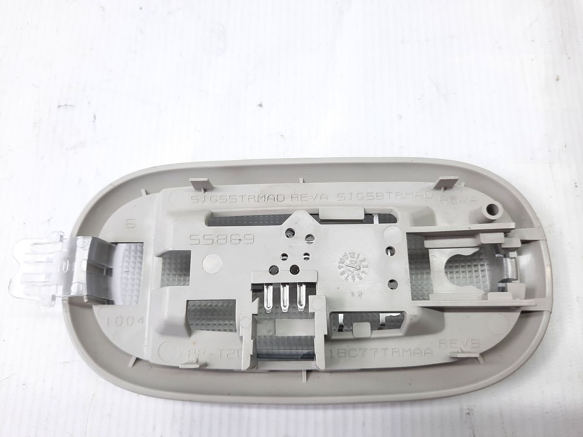 Patriot Плафон центральний стельовий Jeep Patriot 2007-2017 5183445AA Jeep Patriot 3 Patriot Плафон центральний стельовий Jeep Patriot 2007-2017 5183445AA Jeep Patriot 3