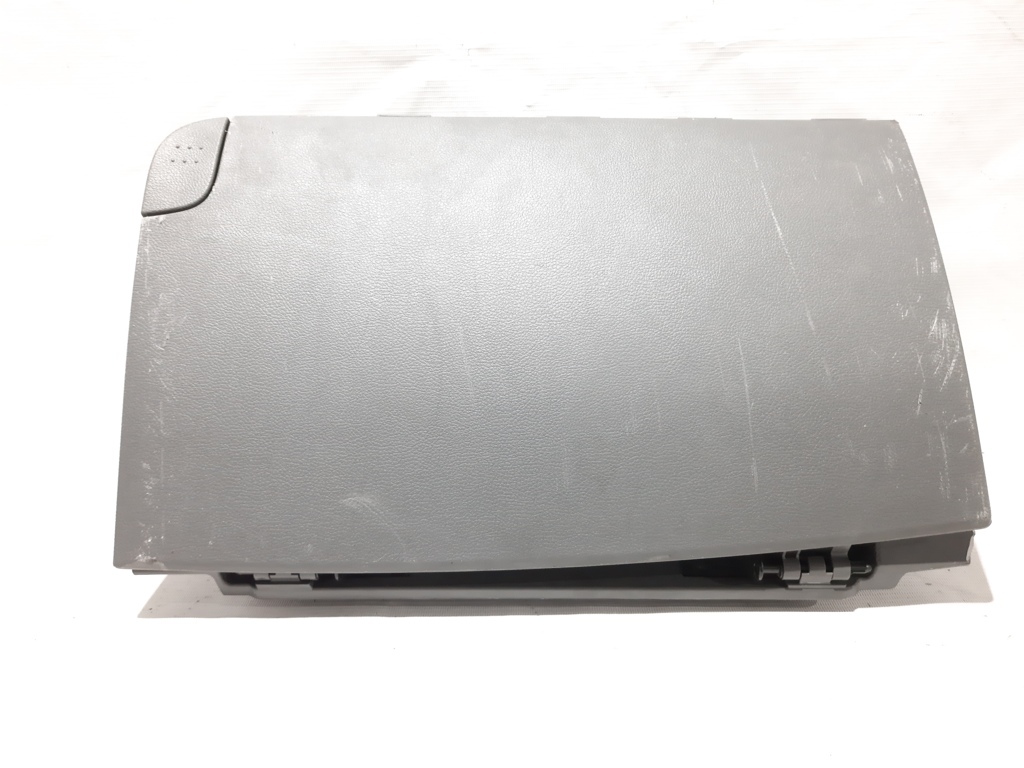 Forte. Бардачок Kia Forte 2017-2018 84510B0010BGG Kia Forte