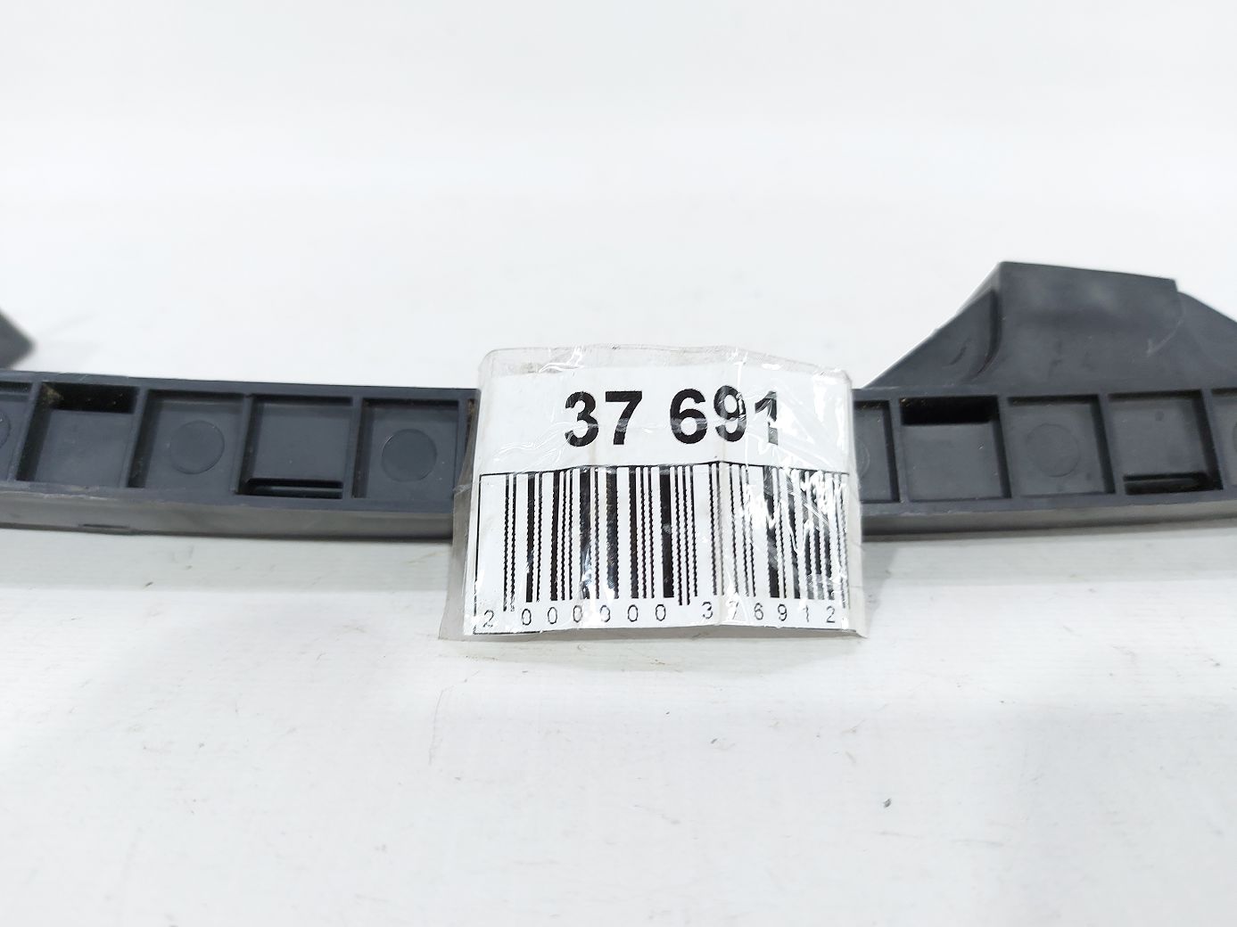 Elantra Напрямна скло дверей задньої правої Hyundai Elantra 2011-2016 835453X000 Hyundai Elantra 4