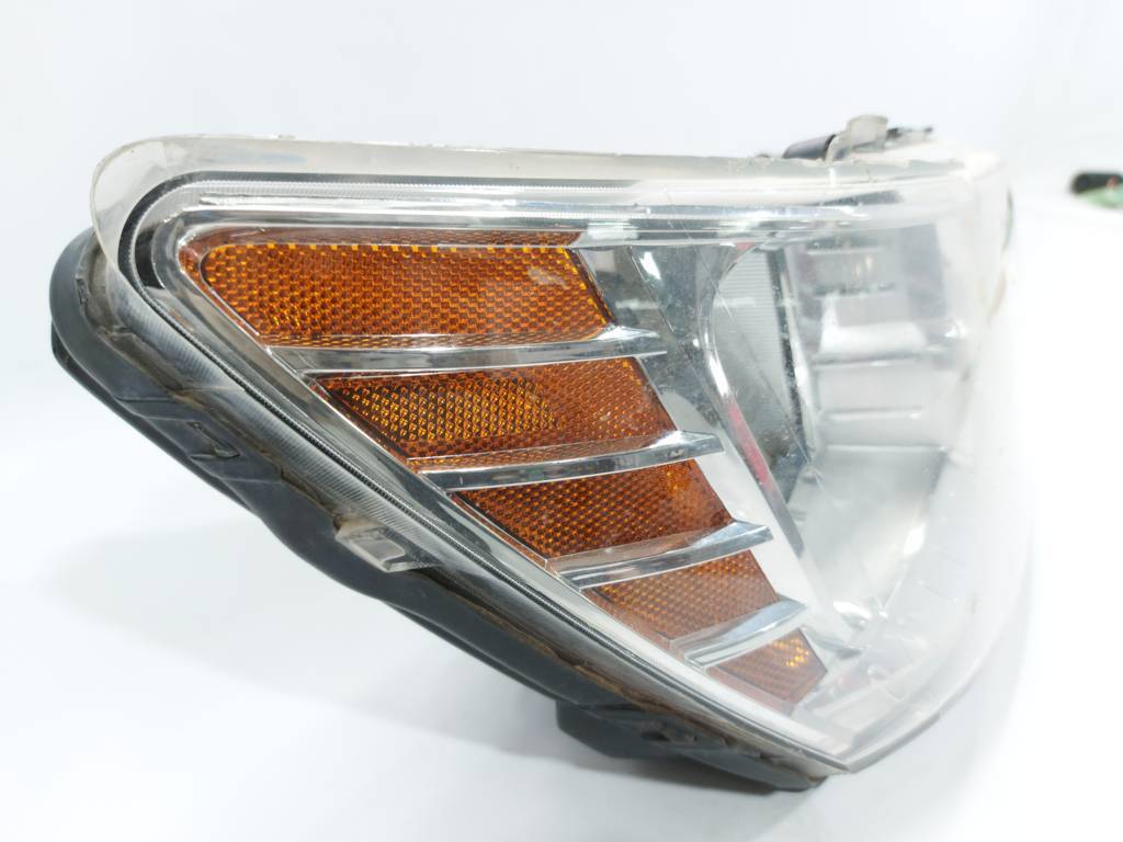 Товари з дефектами Фара передня права (дефект) Dodge Journey 2009-2020 5116288AD Dodge Journey 3