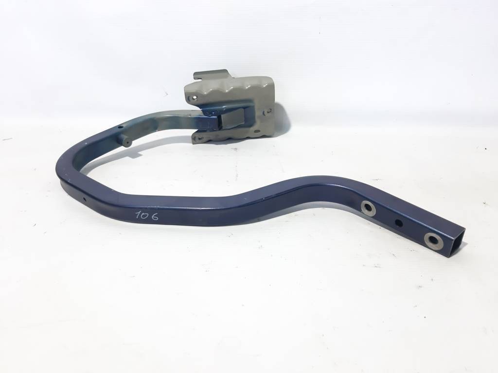 Sentra Петля кришки багажника права/ліва Nissan Sentra 2013-2019 H44003SGMA Nissan Sentra 15