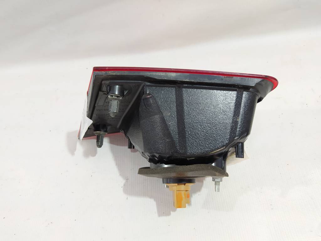 Legacy Ліхтар кришки багажника лівий Subaru Legacy 2010-2014 84912AJ03A Subaru Legacy 10