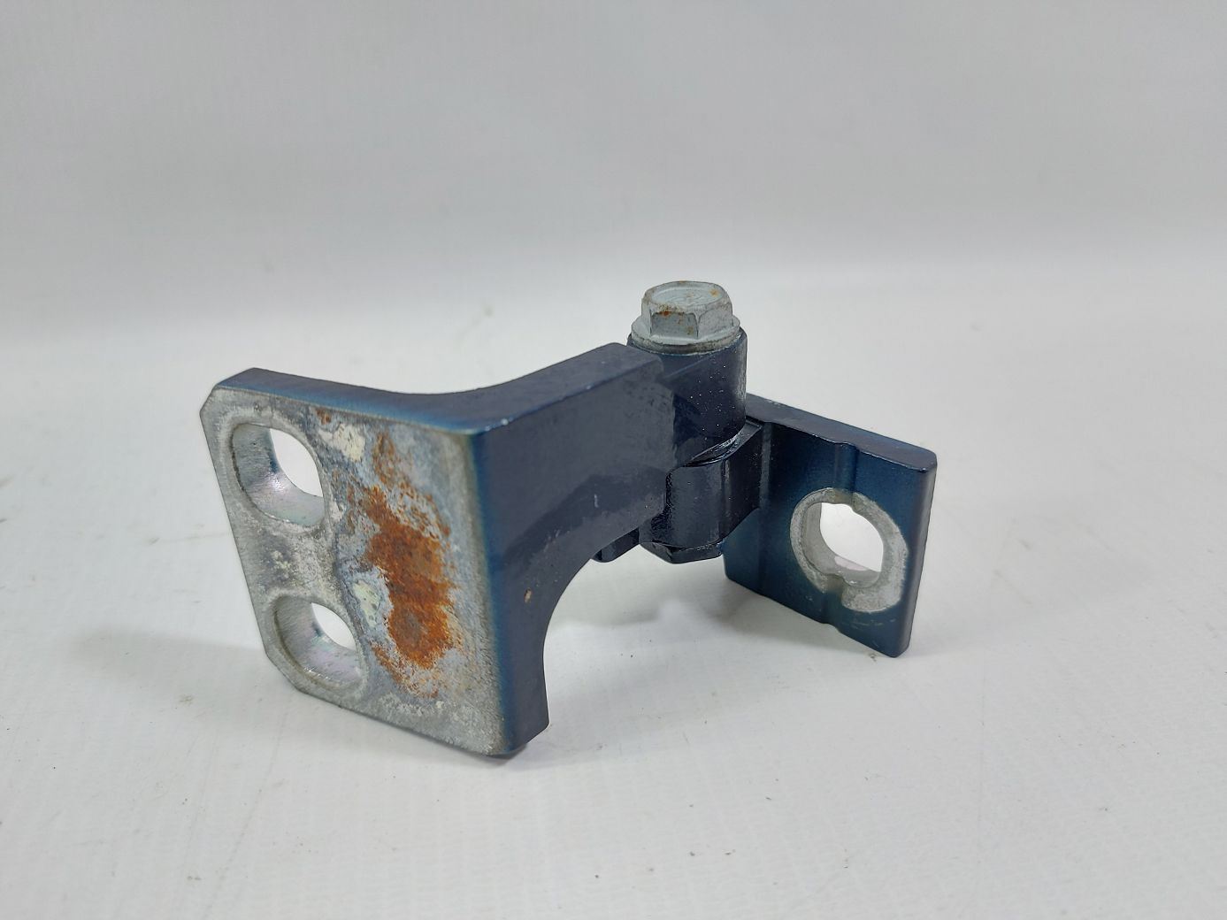 Dart Петля двери передней левой верхняя Dodge Dart 2013-2016 68082433AE Dodge Dart 2