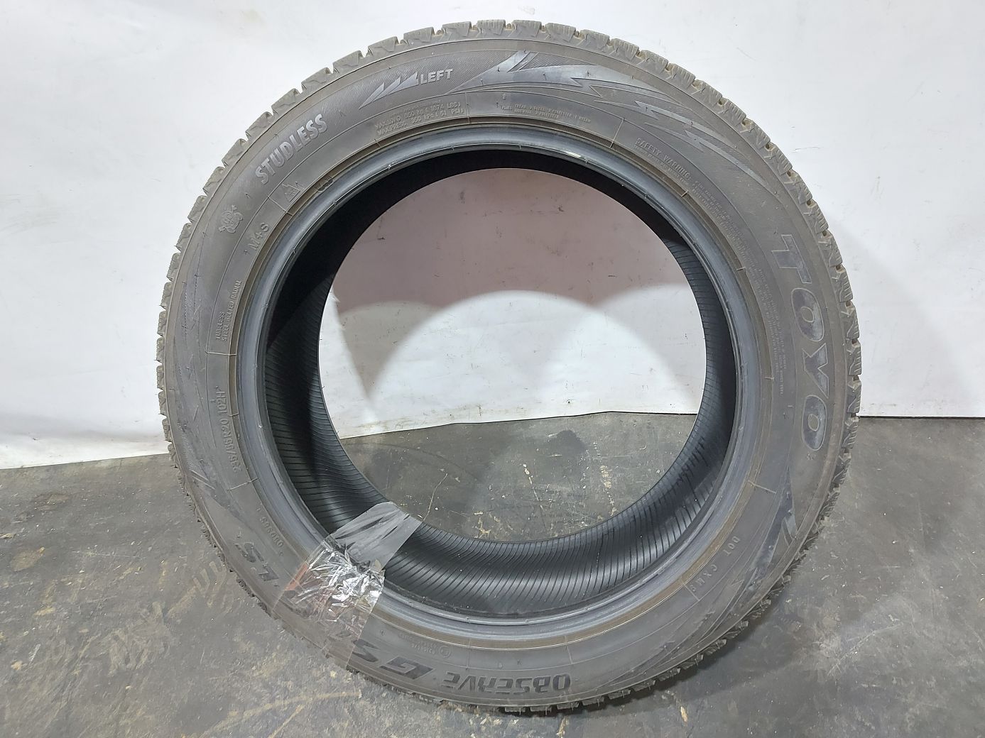  Гума Toyo 235/55R20 1