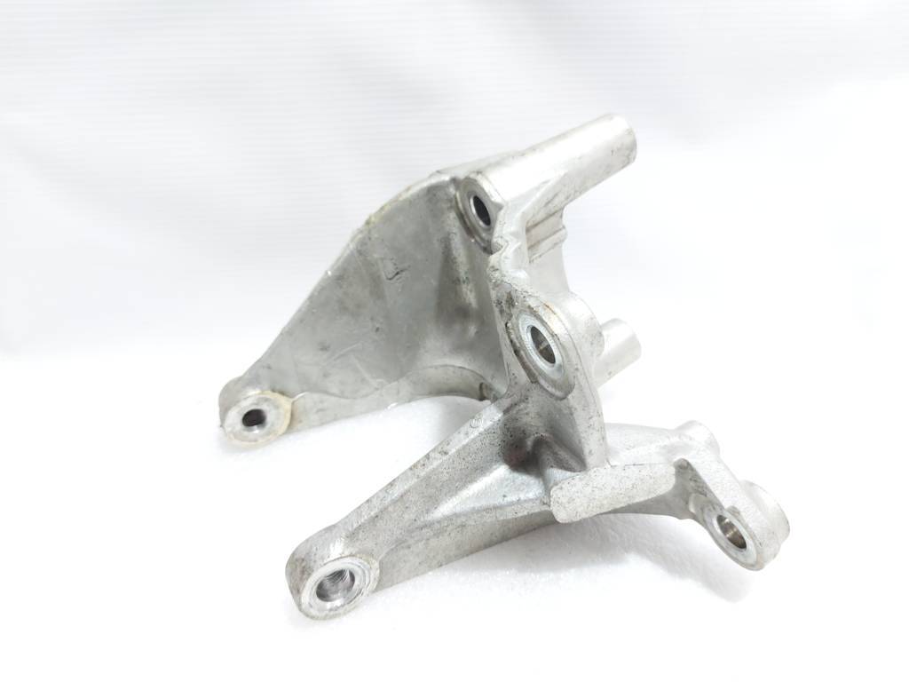 Tsx Кронштейн подушки двигуна задньої Acura TSX 2009-2014 50610TA0A00 Acura TSX 3