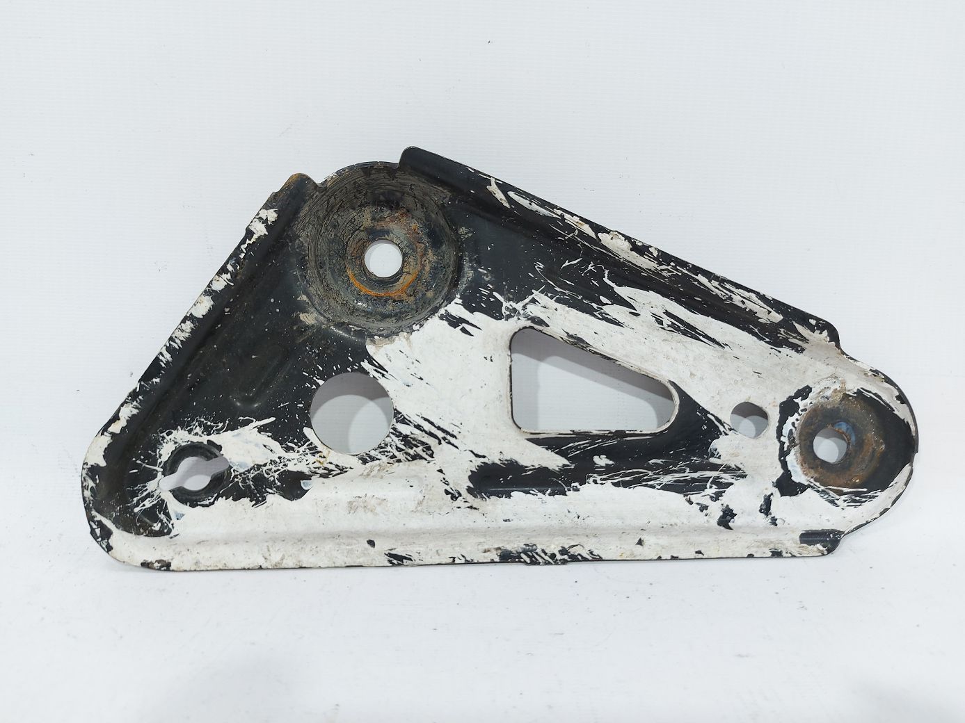 Malibu Кронштейн переднего подрамника задний правый Chevrolet Malibu 2016-2021 22982756 Chevrolet Malibu 2