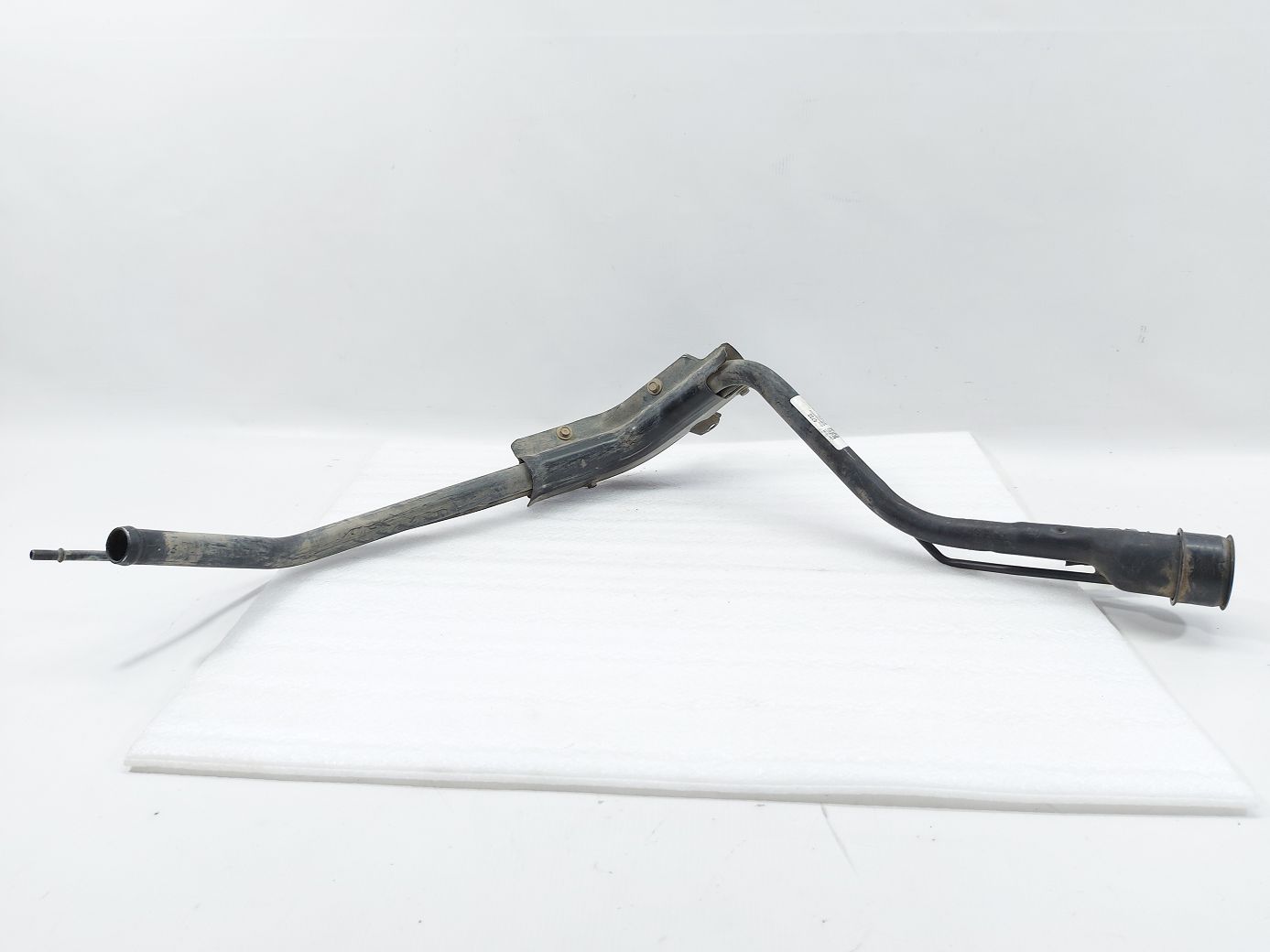 Regal Заливная горловина Buick Regal 2014-2017 22944788 Buick Regal 1
