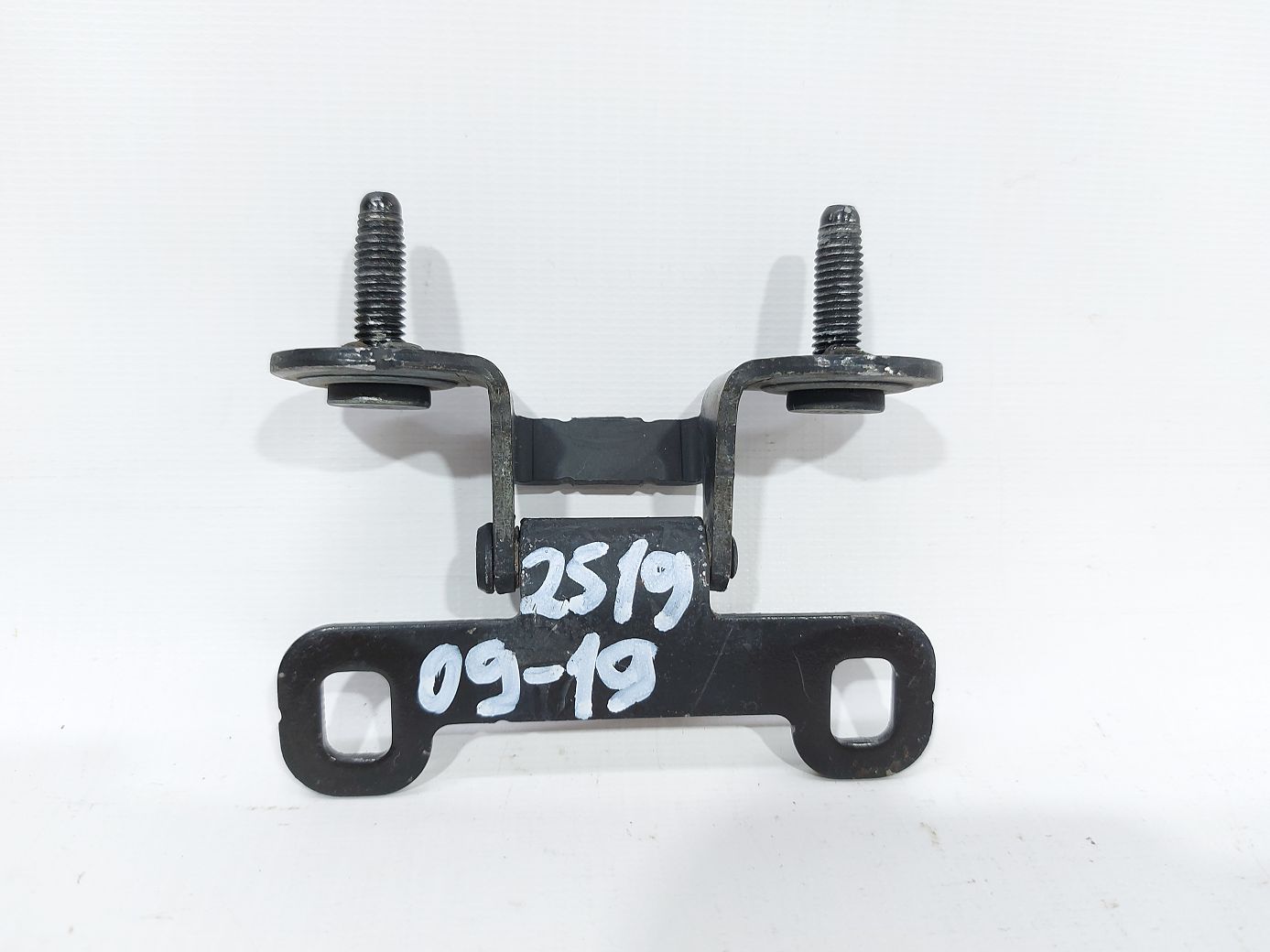 Journey Петля кришки багажника ліва/права Dodge Journey 2009-2020 5074292AD Dodge Journey 5