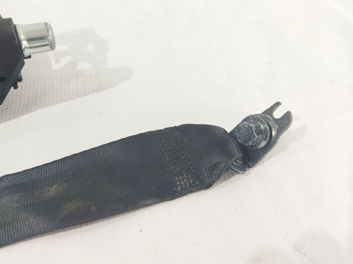 S60 Ремінь безпеки задній центральний Volvo S60 2012-2018 39822961 Volvo S60 3