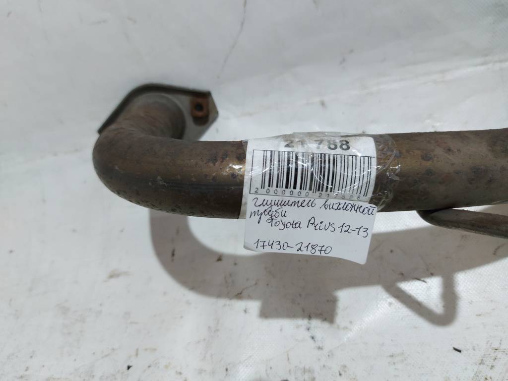 Prius c Глушник вихлопної труби Toyota Prius C 2012-2013 1743021870 Toyota Prius C 6