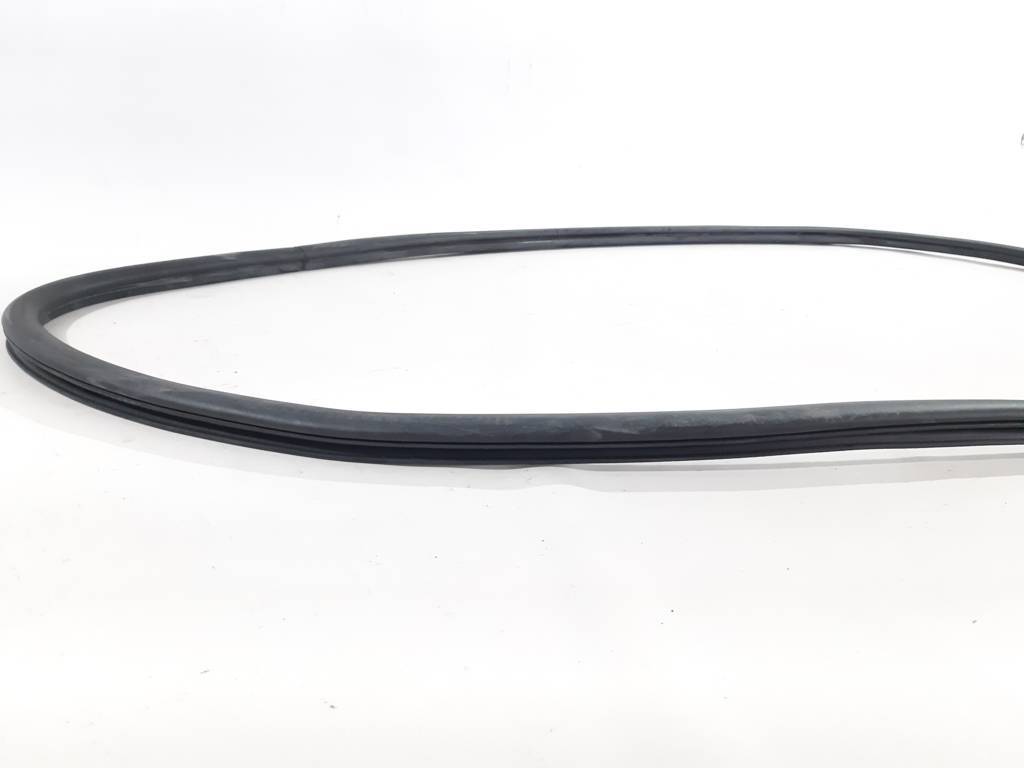 Dart Резинка уплотнительная проёма двери задней правой/левой Dodge Dart 2013 68085078AD Dodge Dart 9