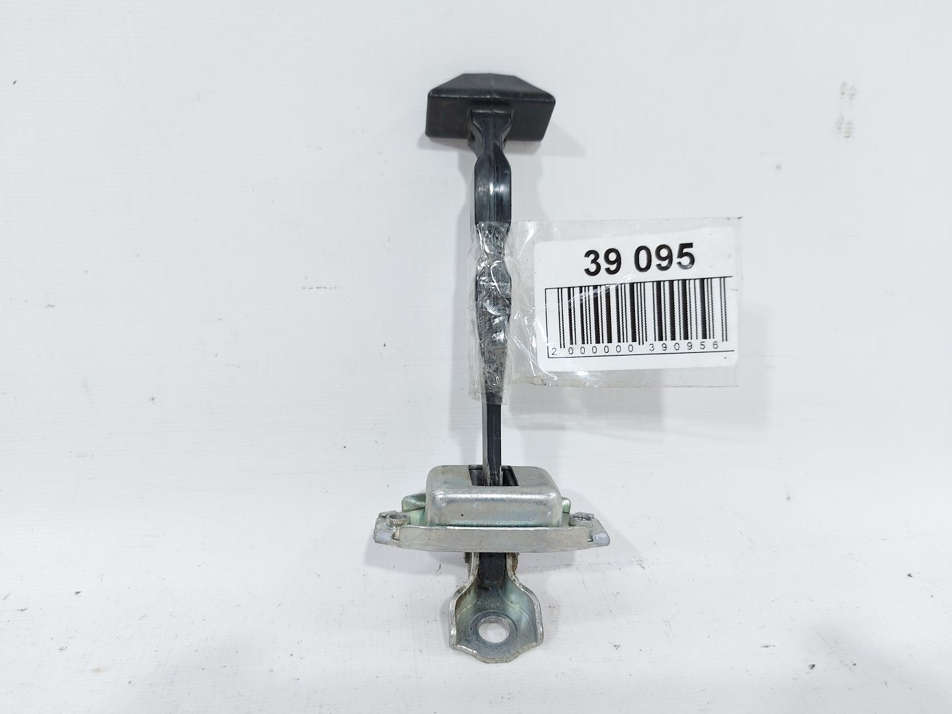 Versa Ограничитель двери передней левой Nissan Versa 2012-2019 804309KK0A Nissan Versa 1