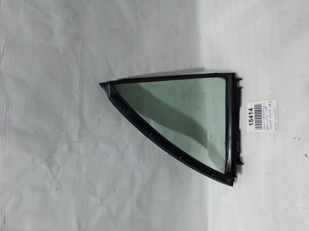 Corolla Скло (кватирка) двері задньої лівої Toyota Corolla 2009-2013 6812402210 Toyota Corolla 3