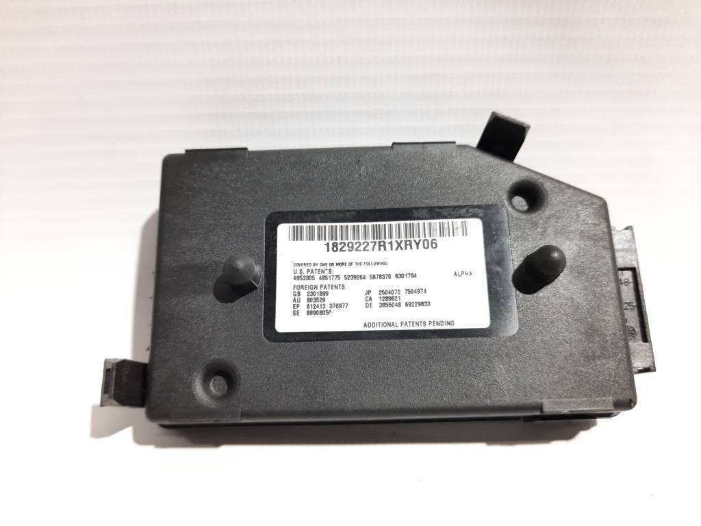 Passat s Датчик магнітного поля Volkswagen Passat S 2012 561-919-965 Volkswagen Passat S 2