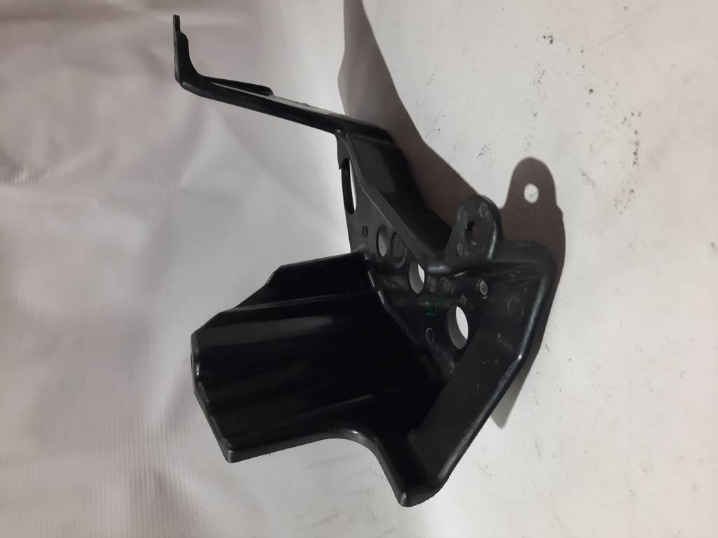 Sienna Захист заливної горловини нижній Toyota SIENNA 2004-2016 7766108020 Toyota SIENNA 3 Sienna Захист заливної горловини нижній Toyota SIENNA 2004-2016 7766108020 Toyota SIENNA 3