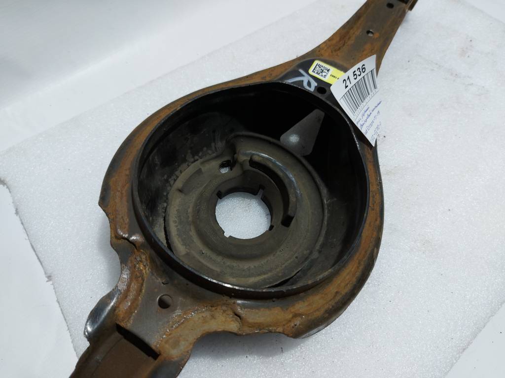 Escape Важіль задній лівий/правий нижній Ford Escape 2013-2019 CV6Z5500P Ford Escape 2