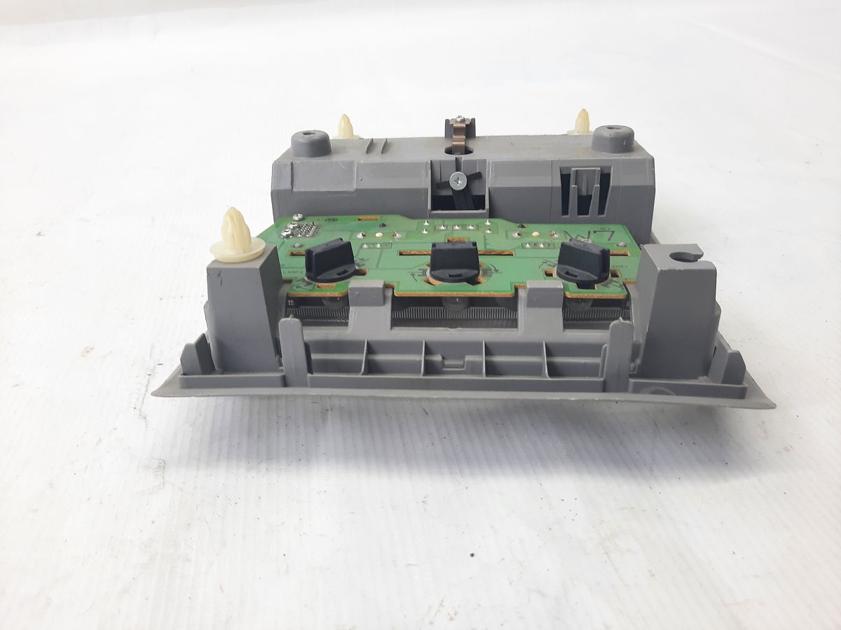 Prius Плафон потолочный передний Toyota Prius 2003-2009 1D111022G Toyota Prius 5