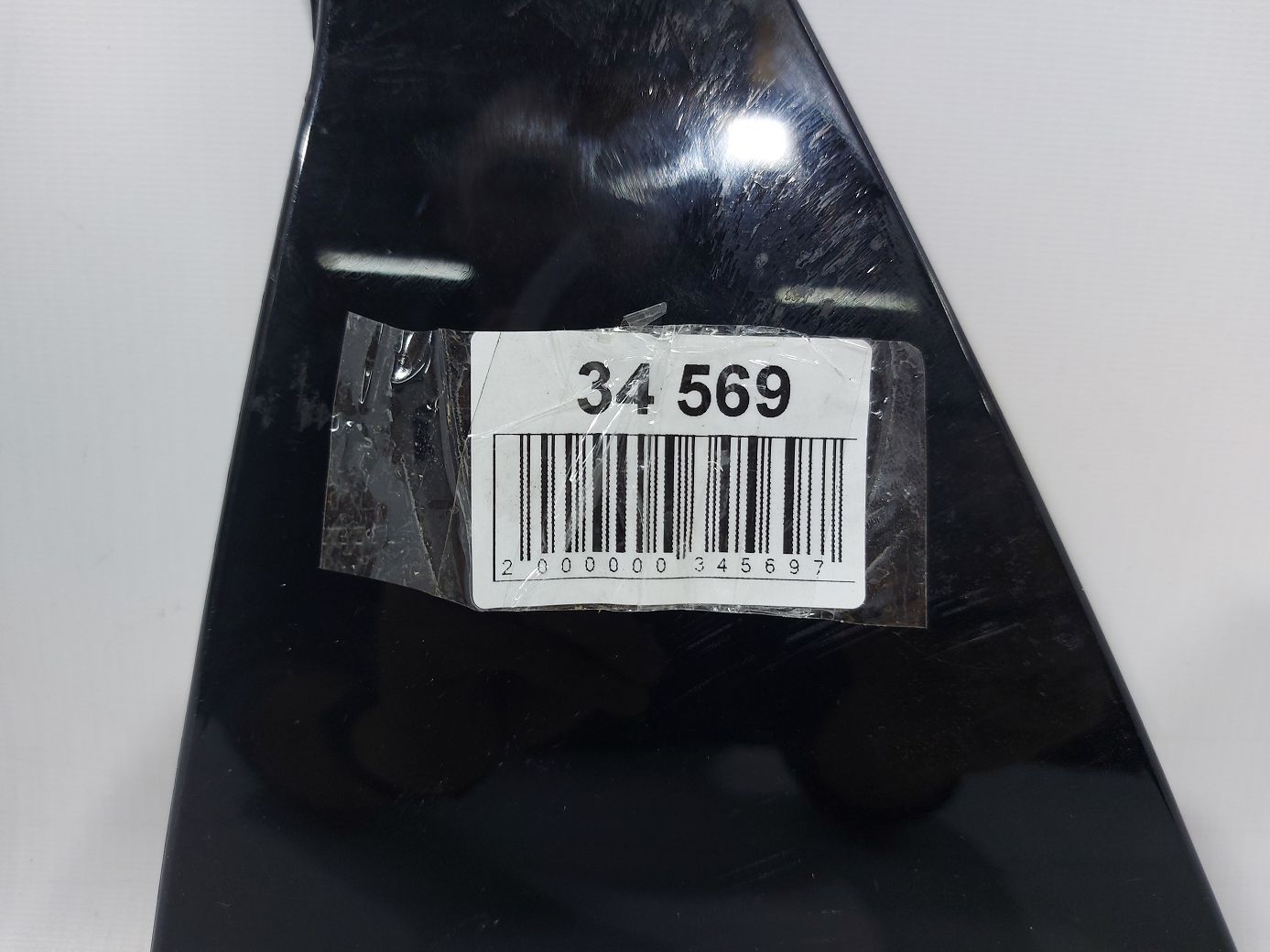 Impala Молдинг двері задньої лівої зовнішній задній Chevrolet Impala 2014-2020 84261835 Chevrolet Impala 5