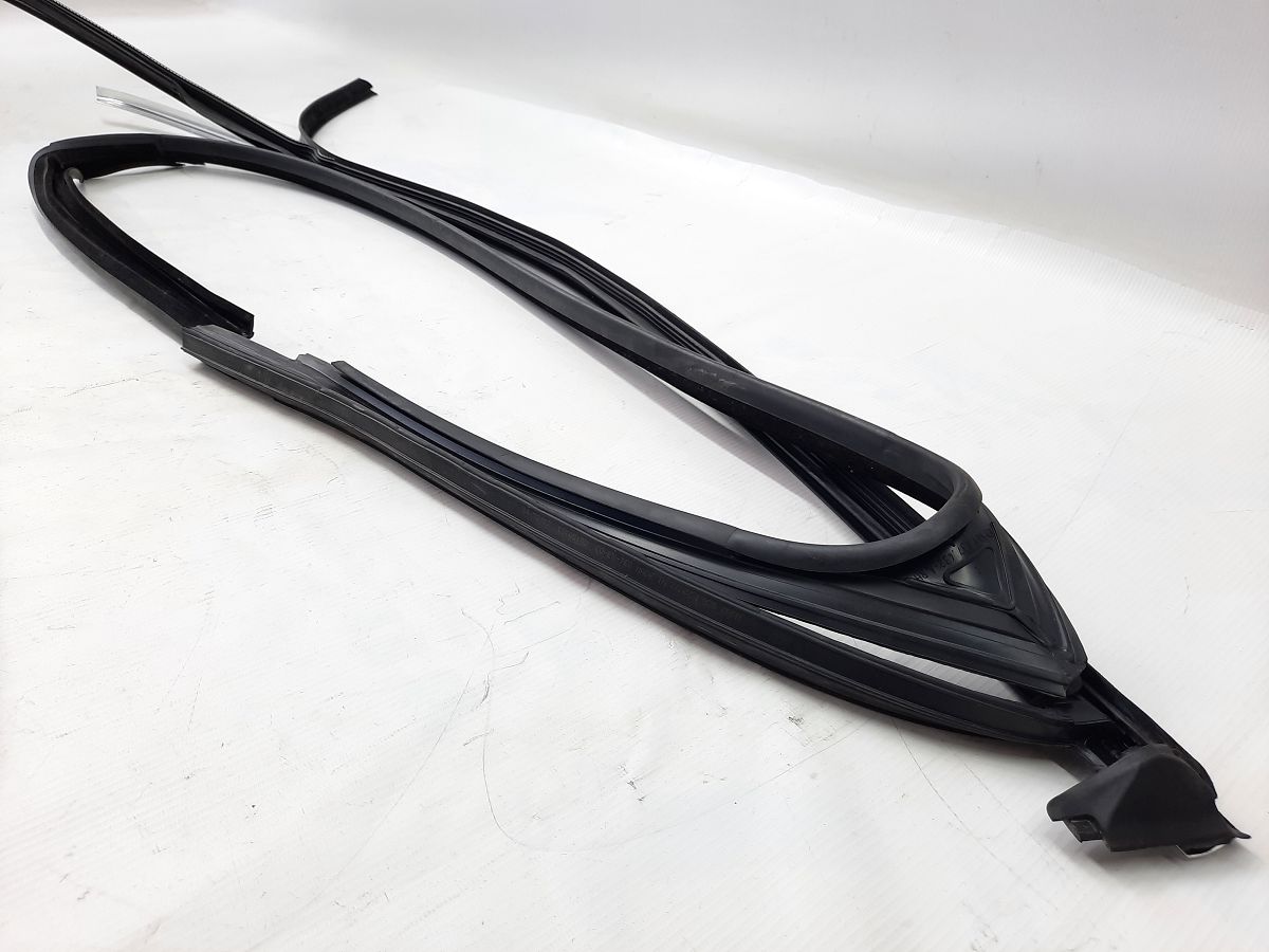 Passat s Молдинг двери передней правой наружный верхний Volkswagen Passat S 2012-2020 561837432JVNH Volkswagen Passat S 11