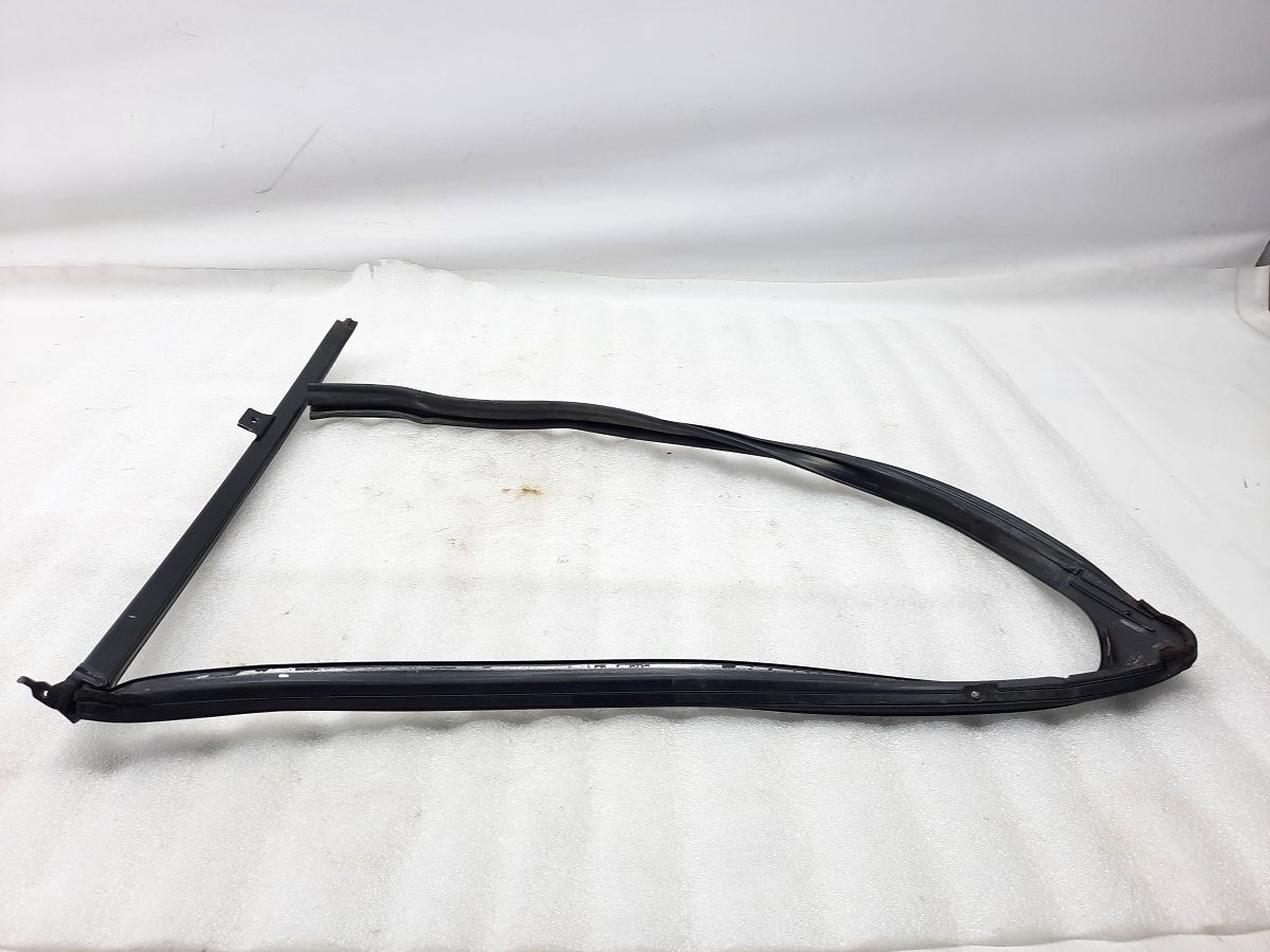 Accord Направляющая резинка стекла двери задней правой Honda Accord 2014-2017 72735T2FA01 Honda Accord 3